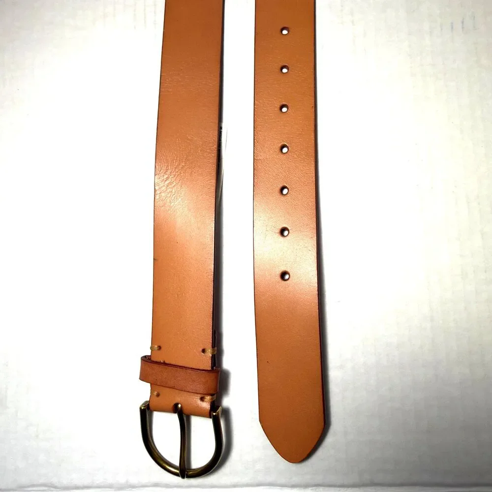 Vtg American Eagle Outfitters AEO Tan Beige Leather Belt Size 28 Small Brass